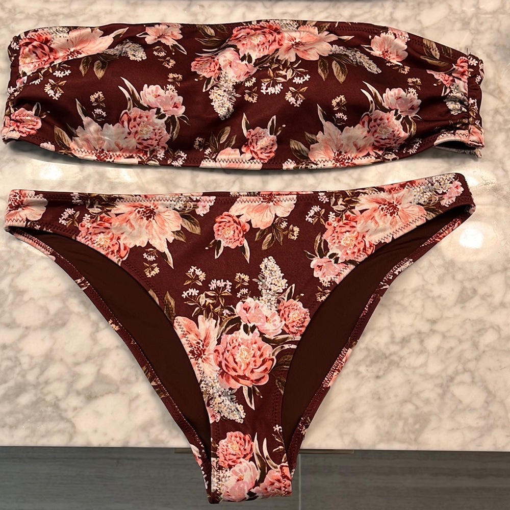 H&M bikini set! bottoms sz6 / top sz 8 good used condition